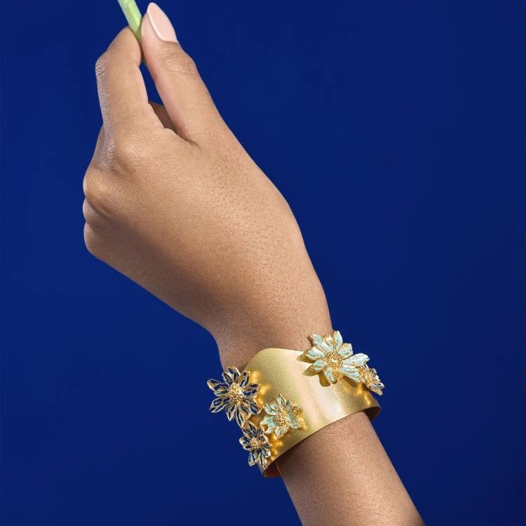 Daisy Cuff