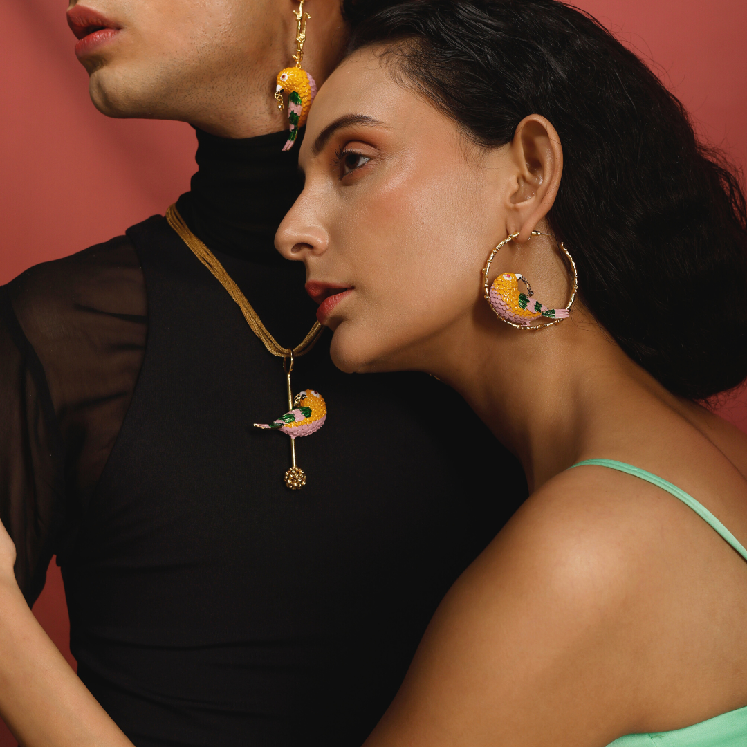 Clinging sophistication pendant
