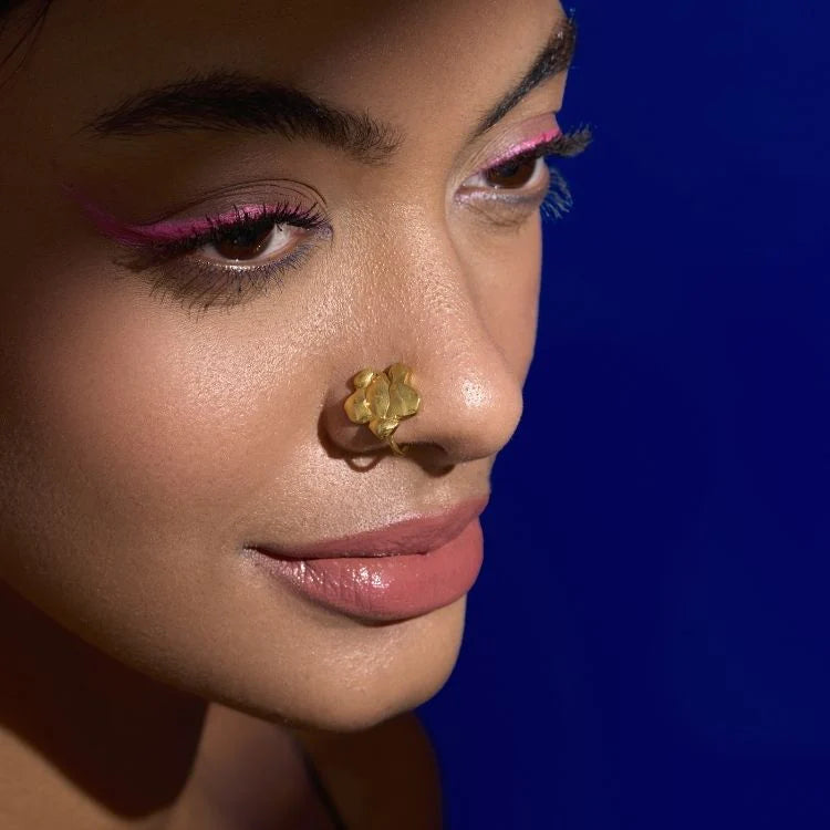 Poppy Nose Pin
