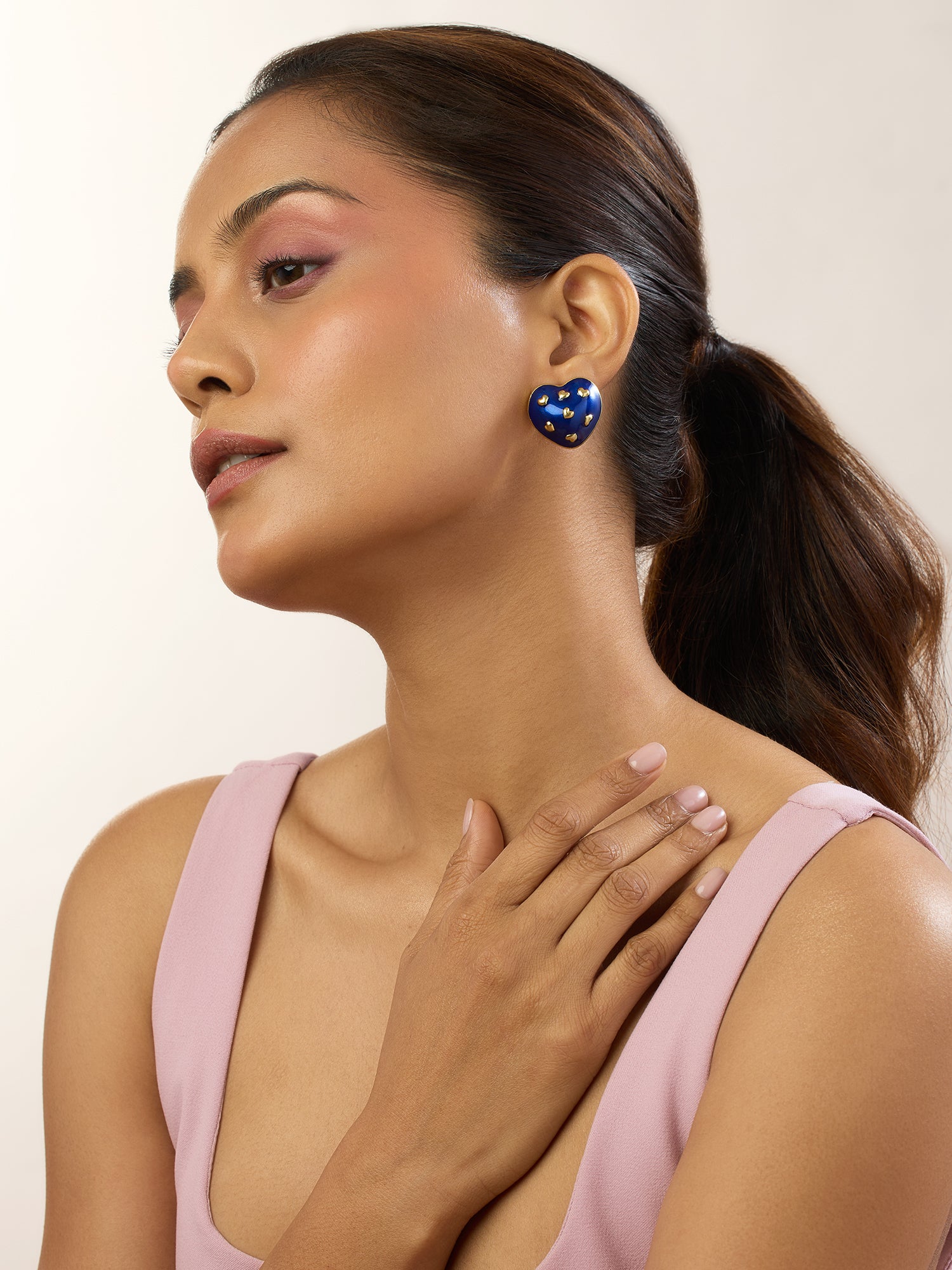 Amour Enamel Heart Studs (Blue)