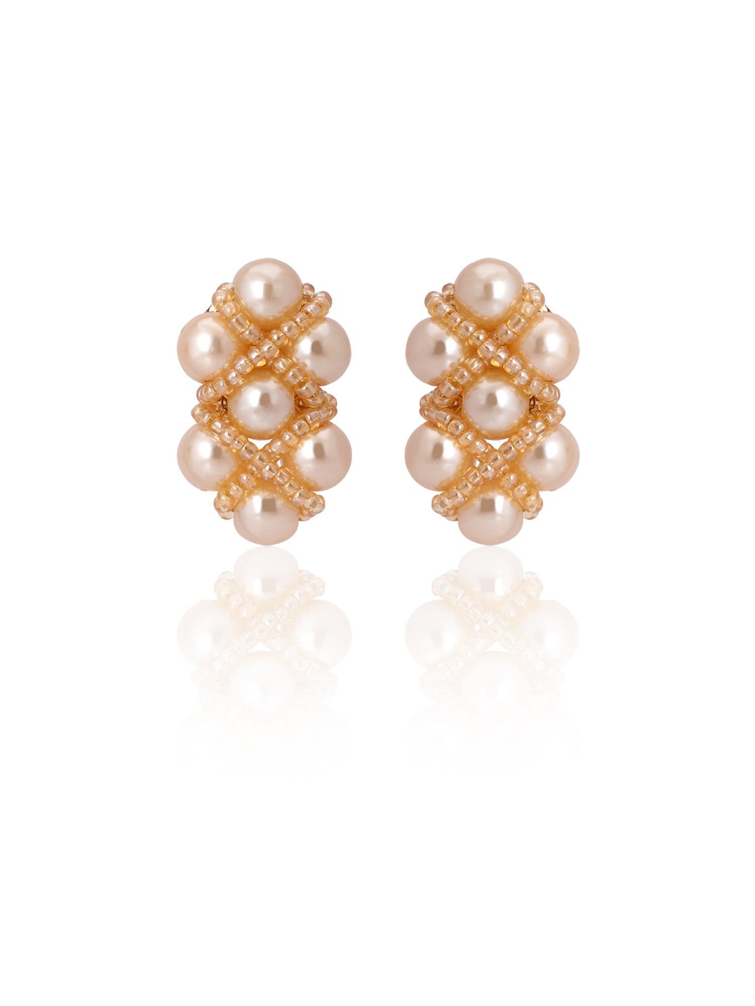 Helmi pearl studs - peach