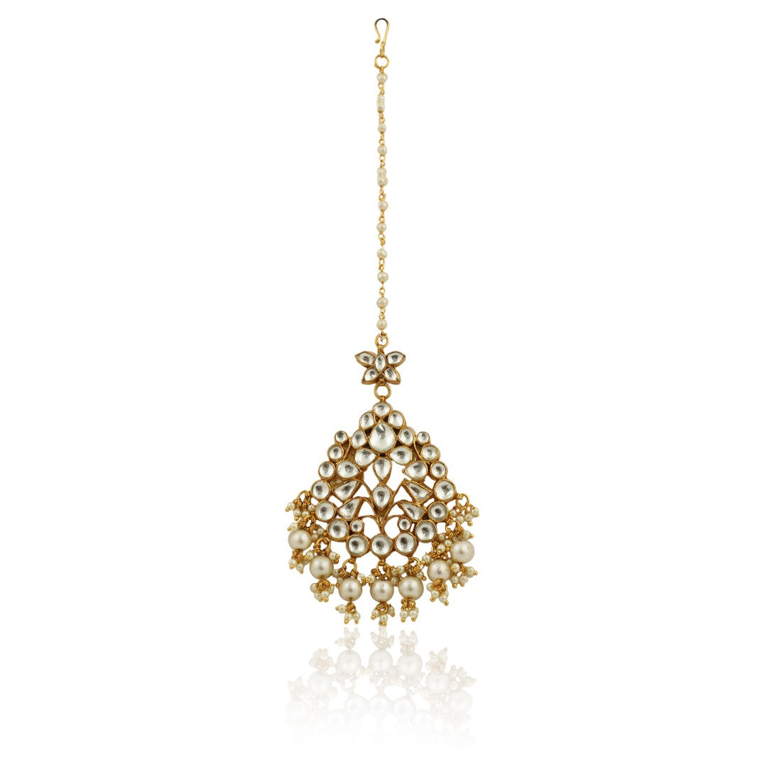White Floral Gold Plated Maangtikka