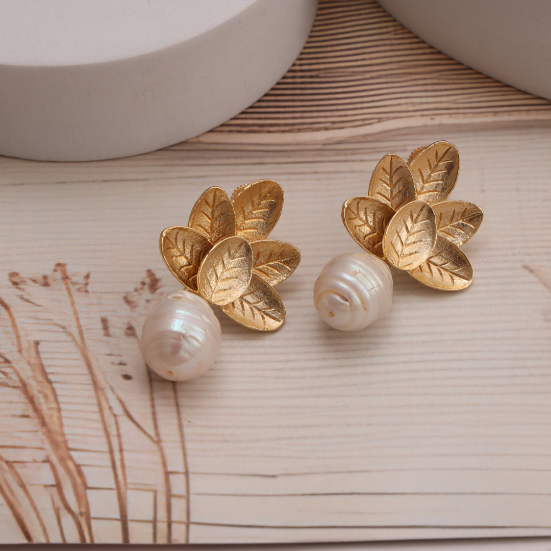 Grace goddess gold earrings