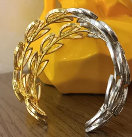 Interwined handcrafted bracelet