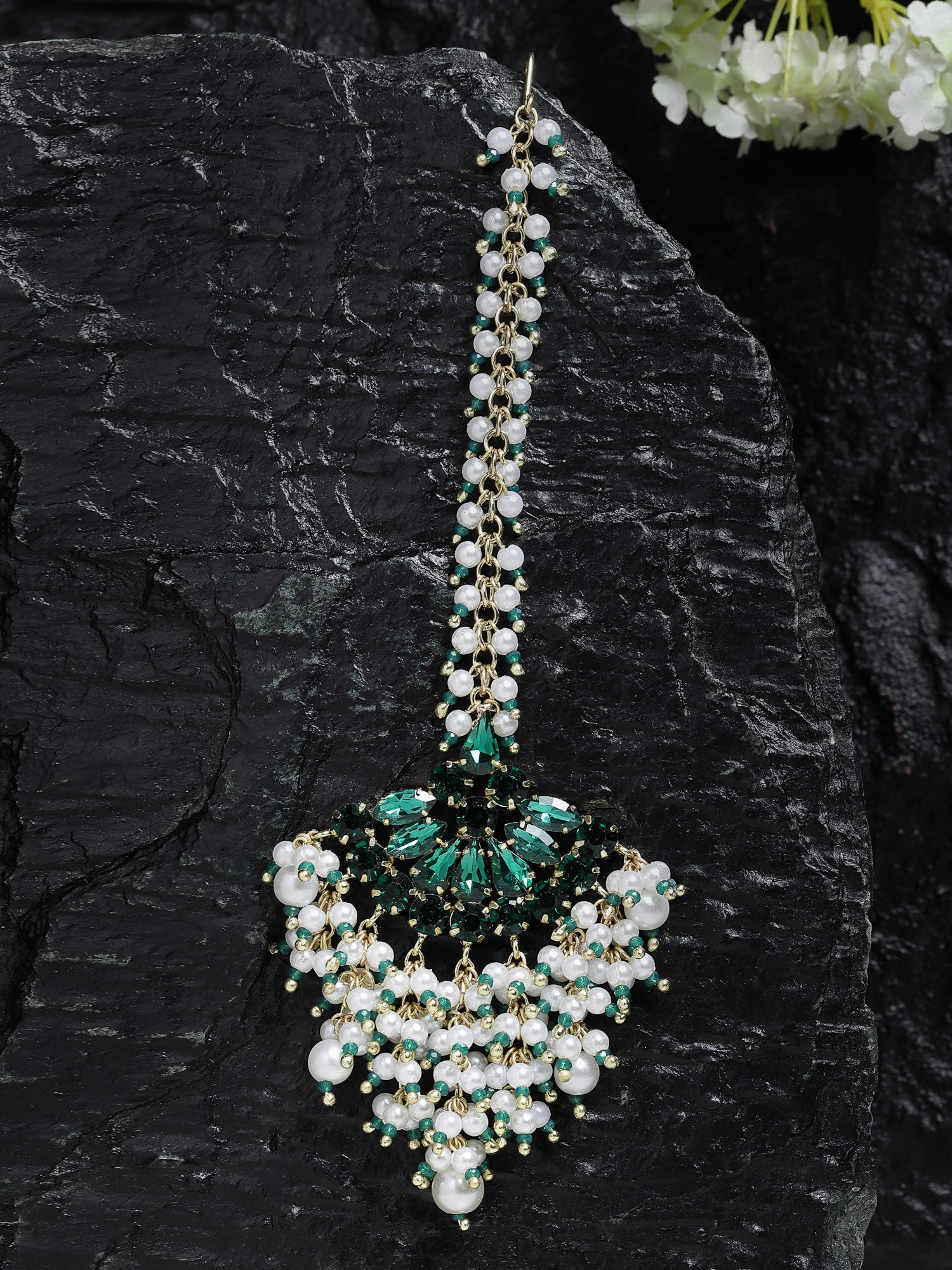 Chandelier Maang Tikka 1