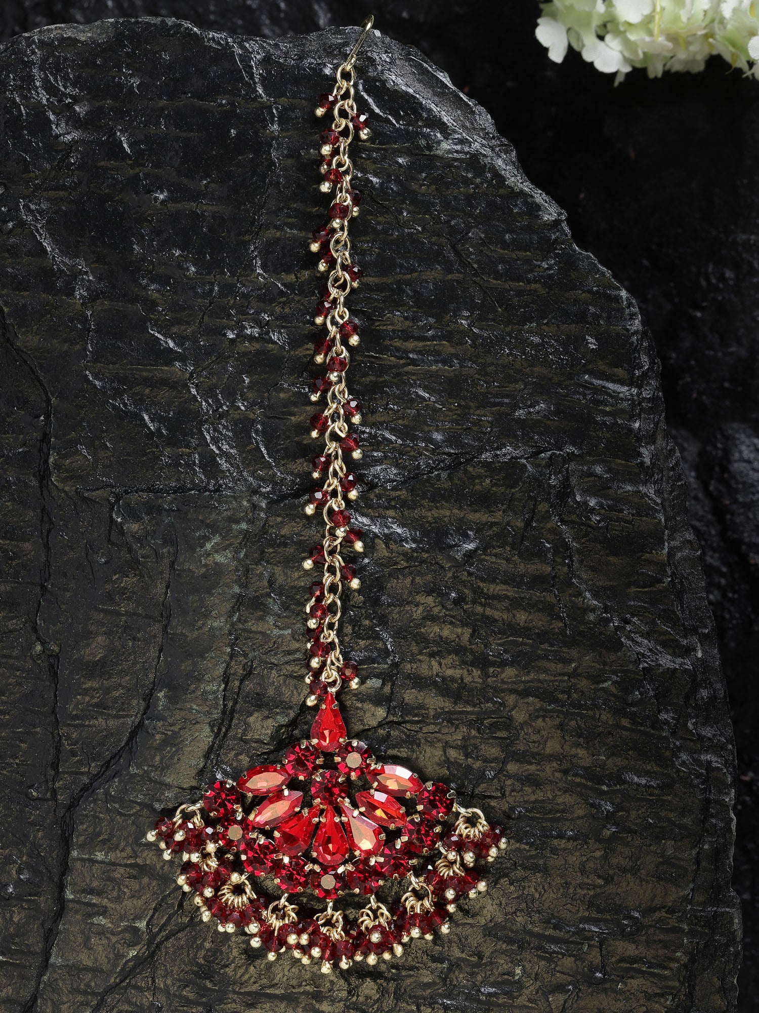 Chandelier Maang Tikka 2