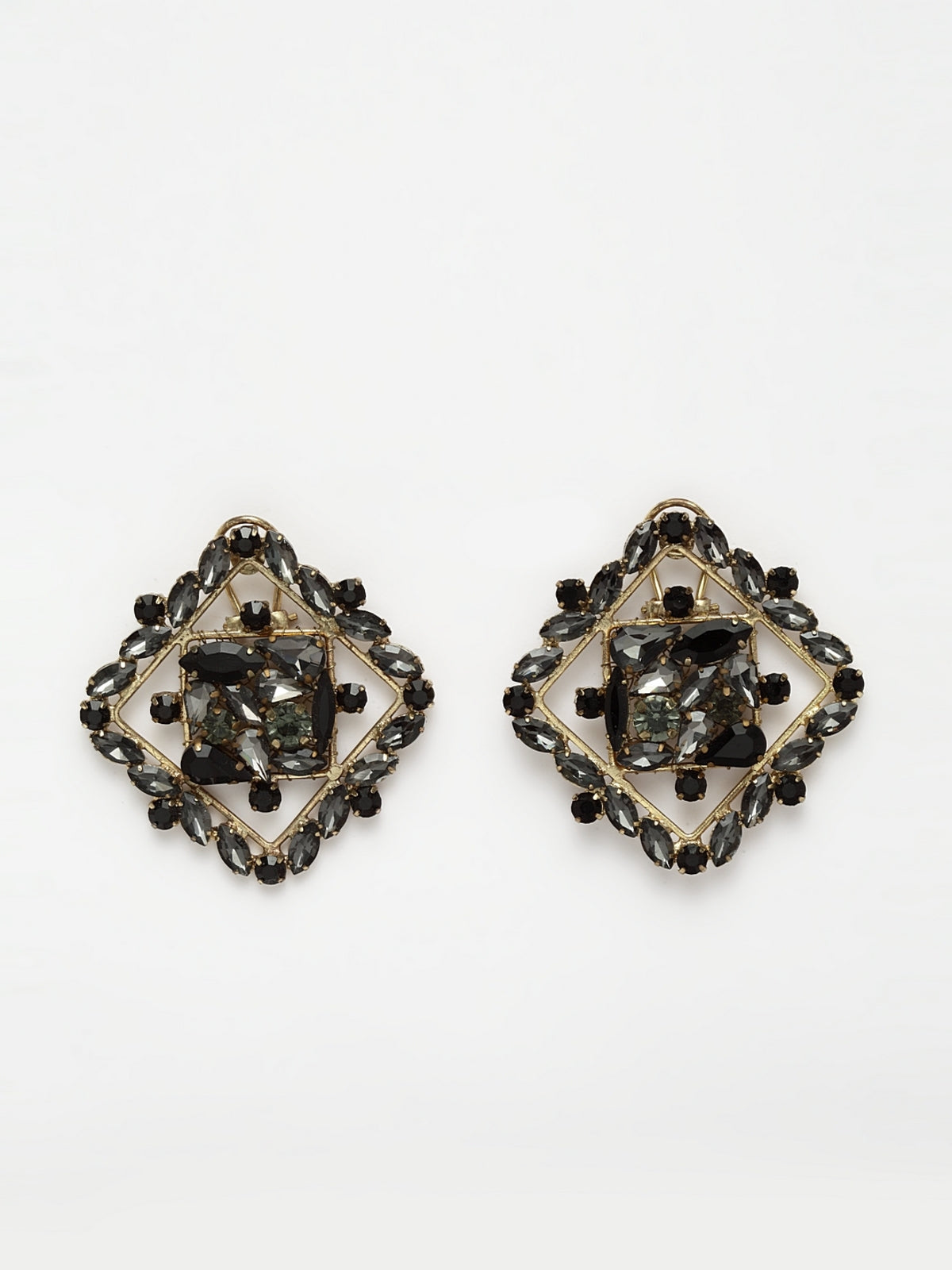 Diamond Shaped Black Stud