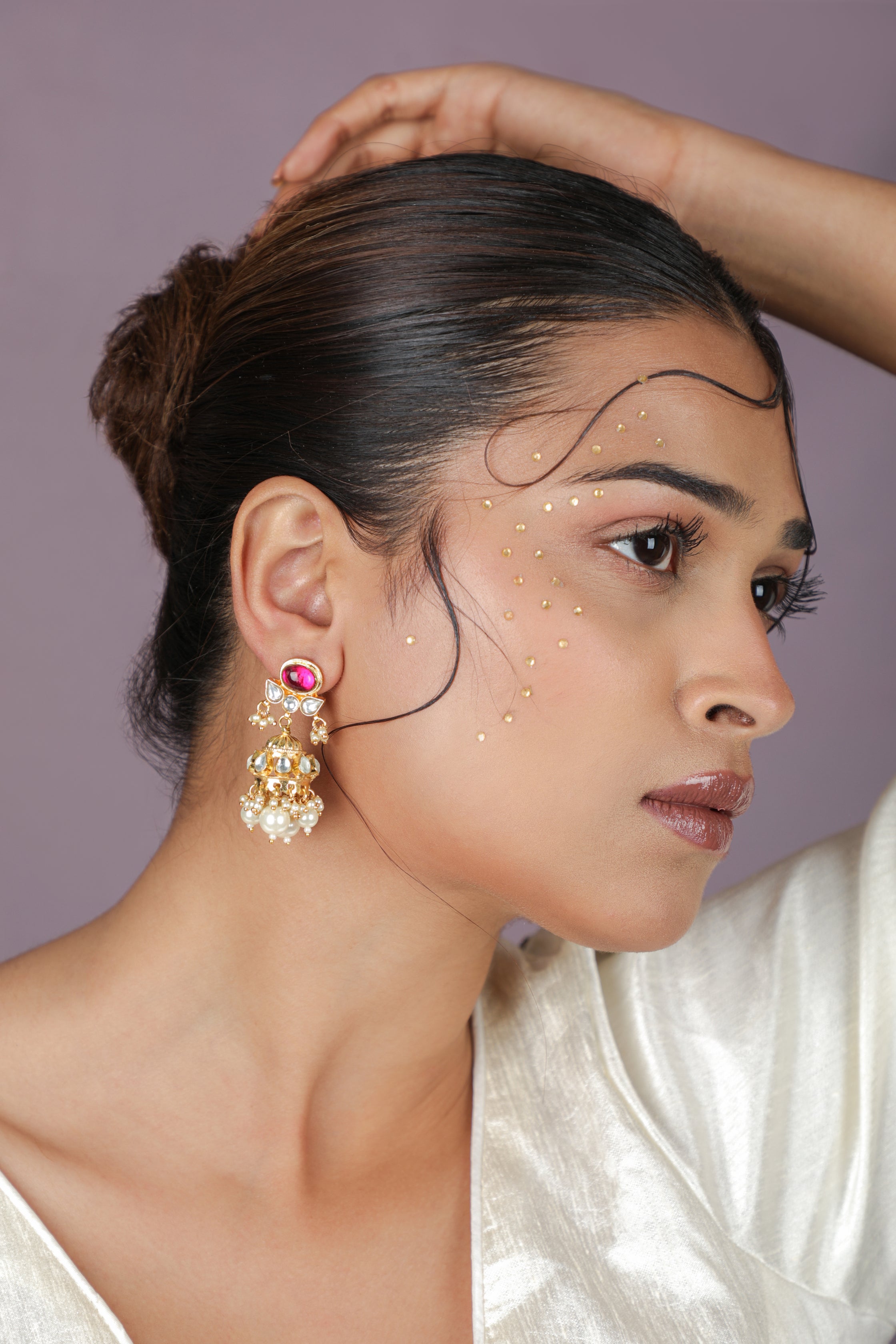 Delicate Rose pink stone with pearl beaded choker set
