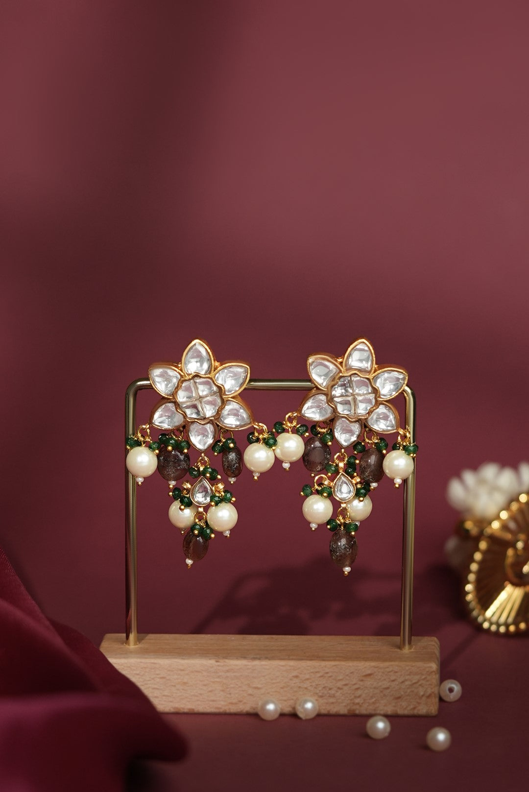 Floral mozonite arrings with pastel beads