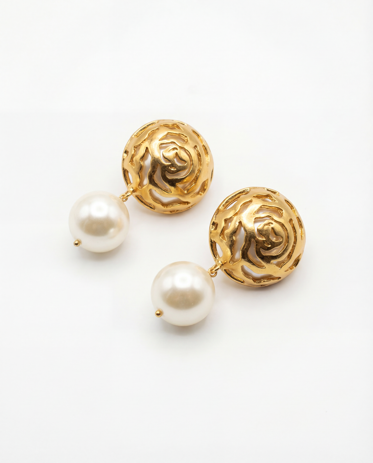 Audrey Rosette Drops