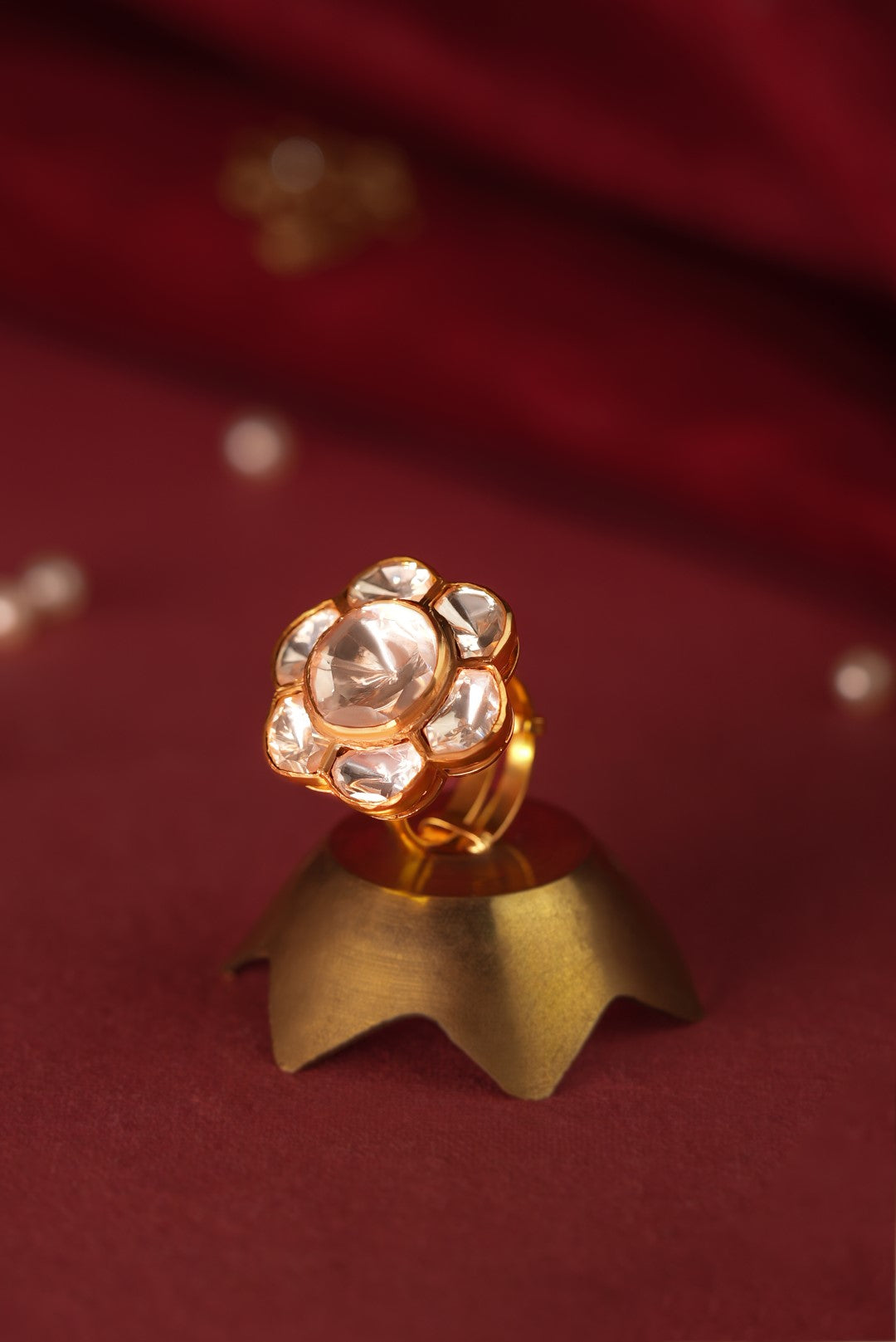 Floral design moissanite gold plated ring