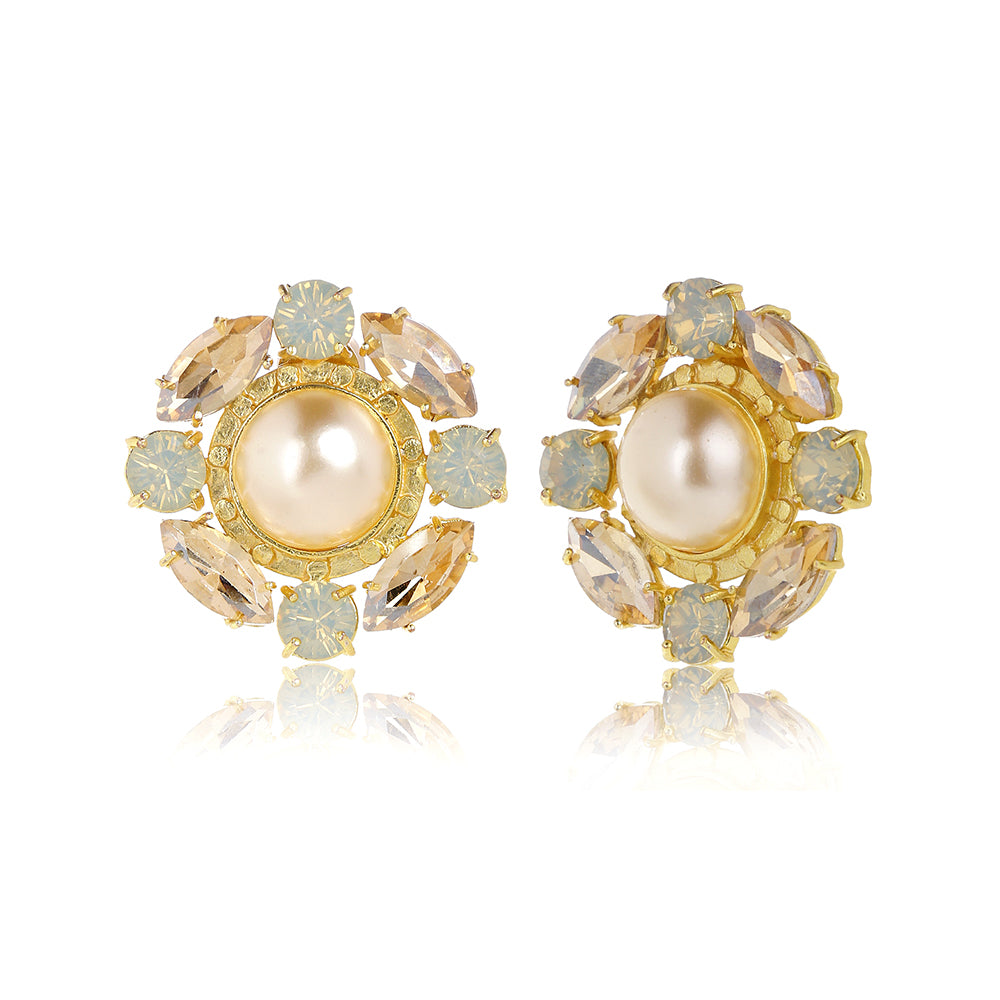 Sangria Studs