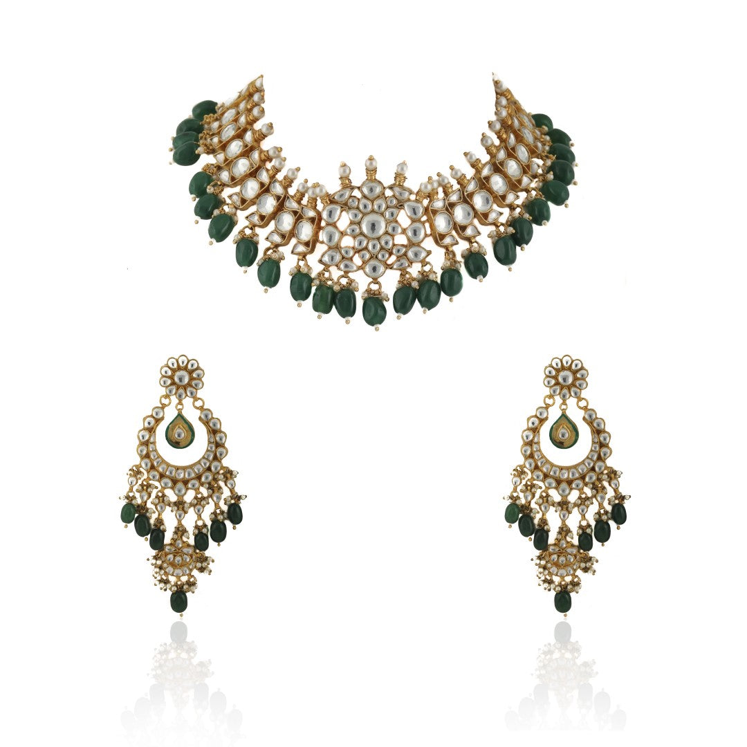 Emerald green beads gold plated choker set