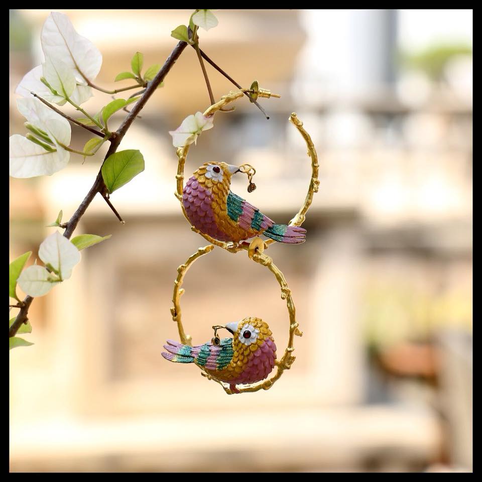 The quiescent bird earrings