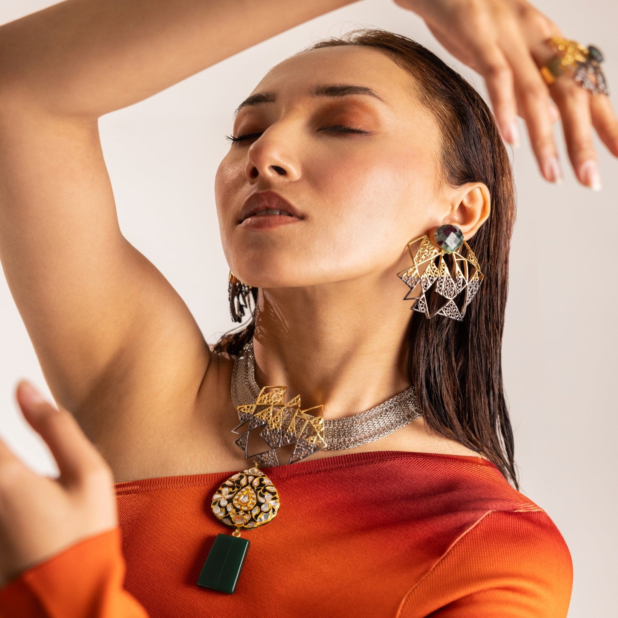 Ravishing royale necklace