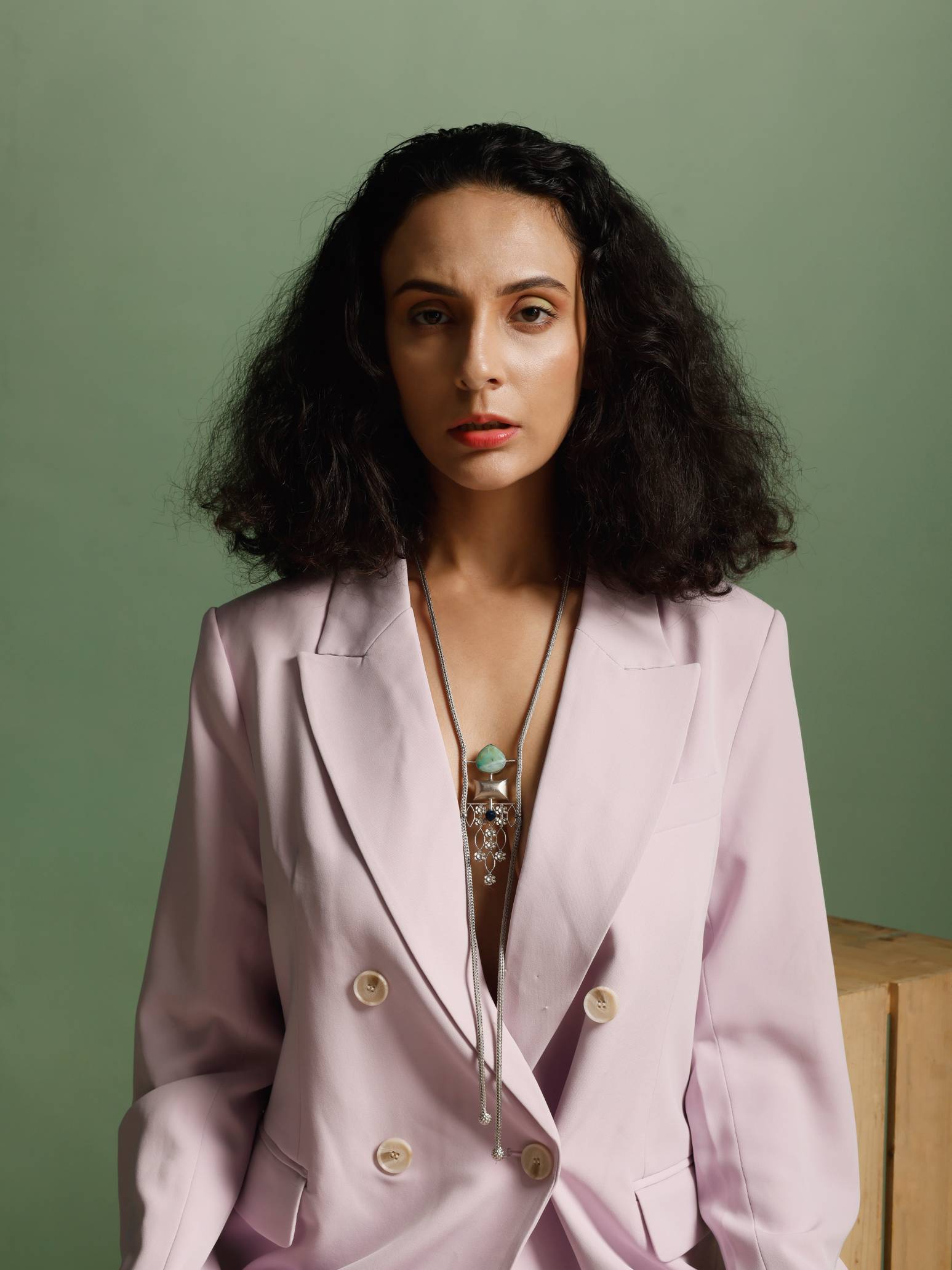 The bridge necklace