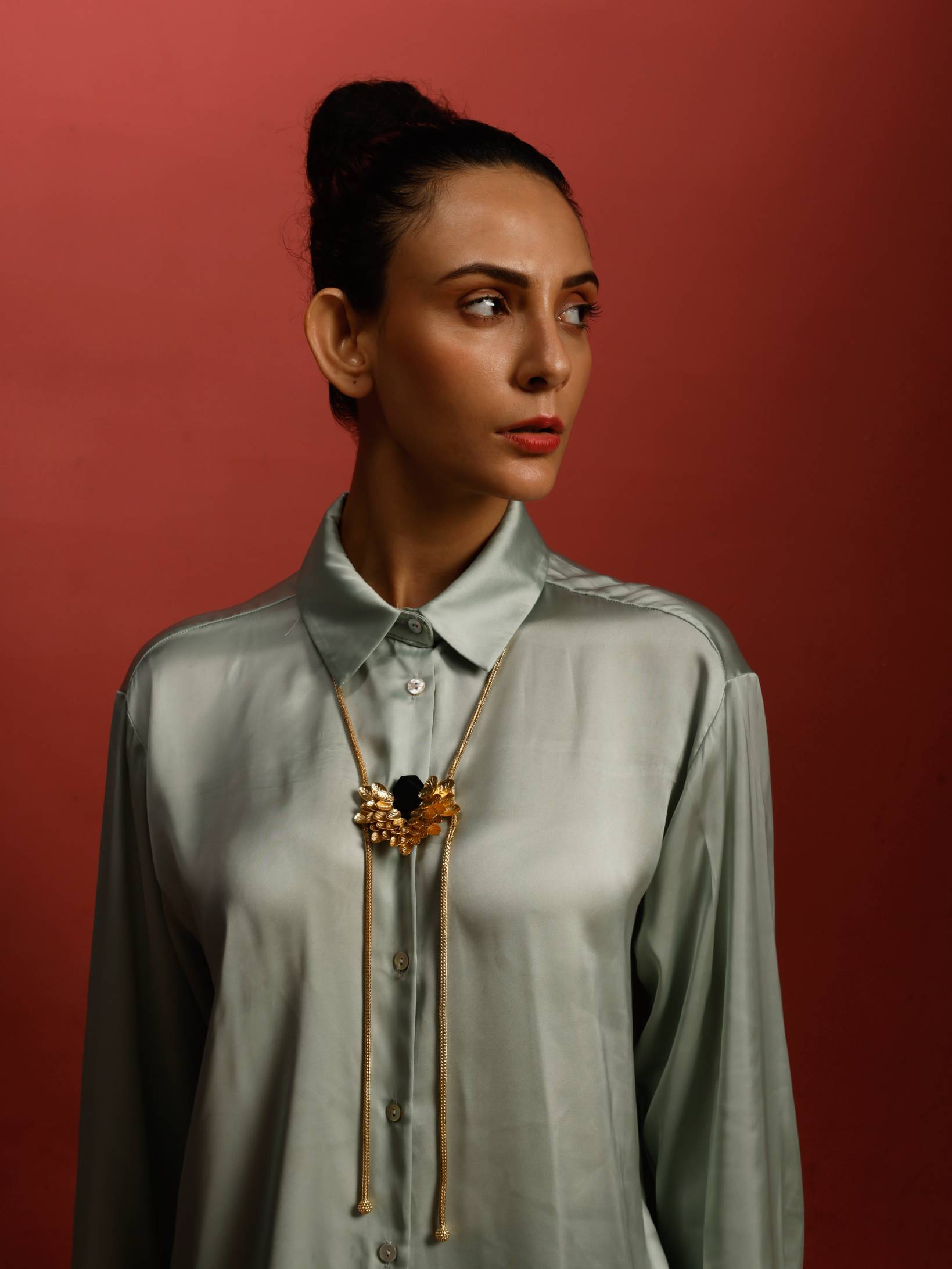 Black stone statement necklace