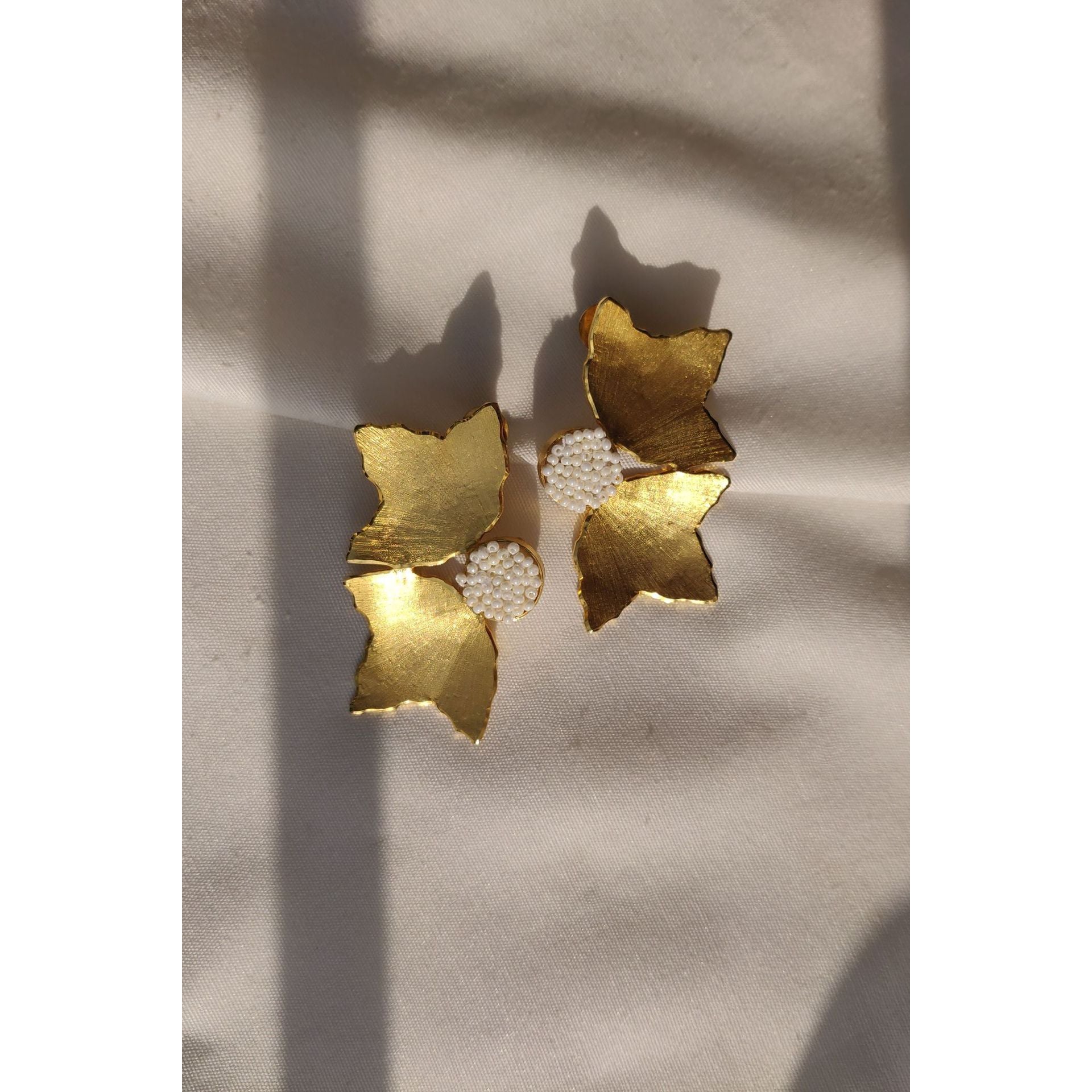 Petal studs