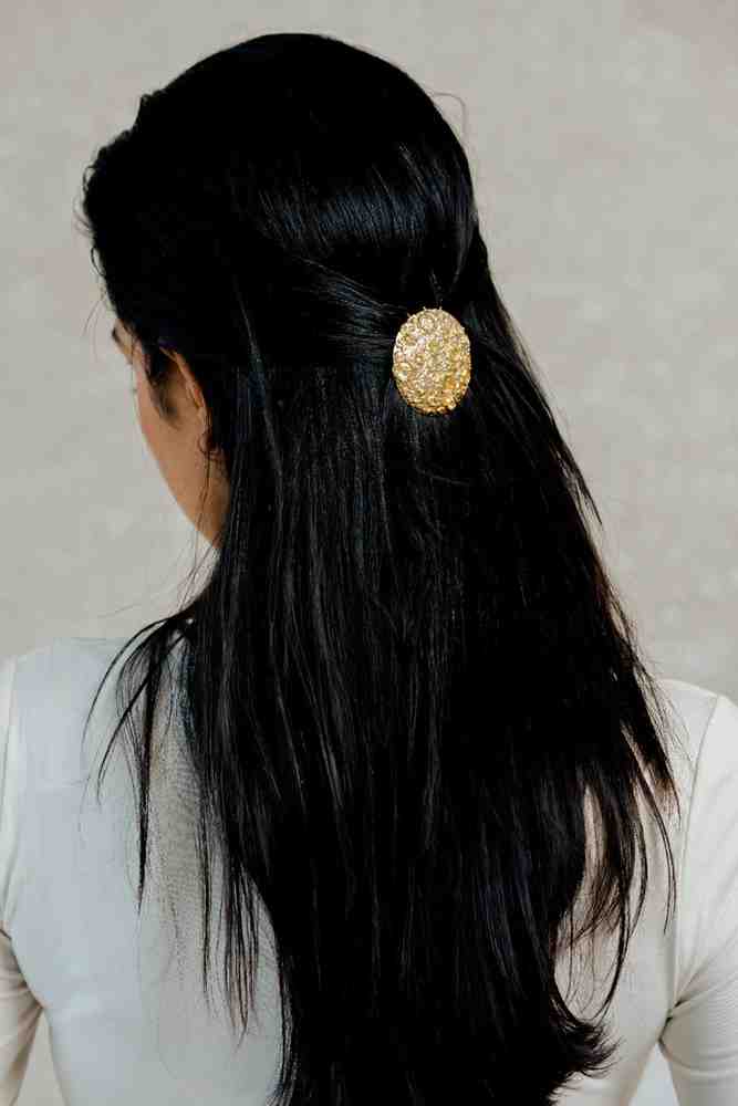 Urja hair pin