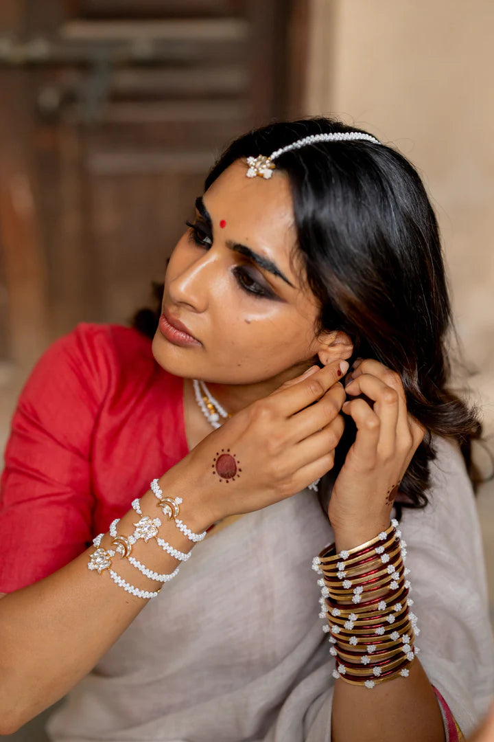 Moti maang tikka hair pin