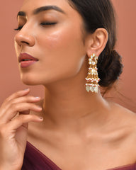 Kundan mor earrings