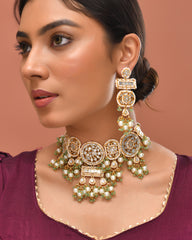 Kundan Serene Pearl Necklace Set