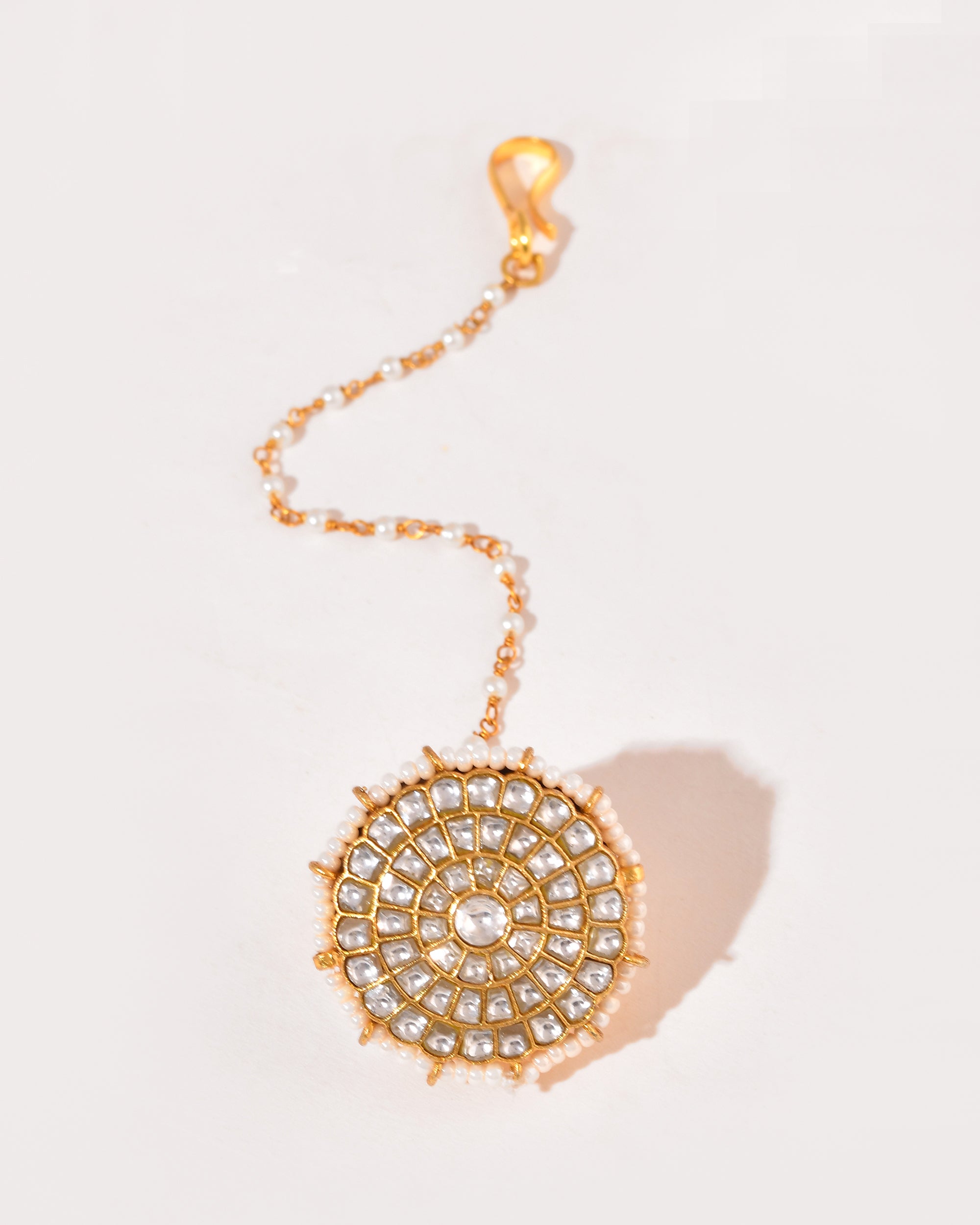 Kundan Divya Jyoti Maangtika