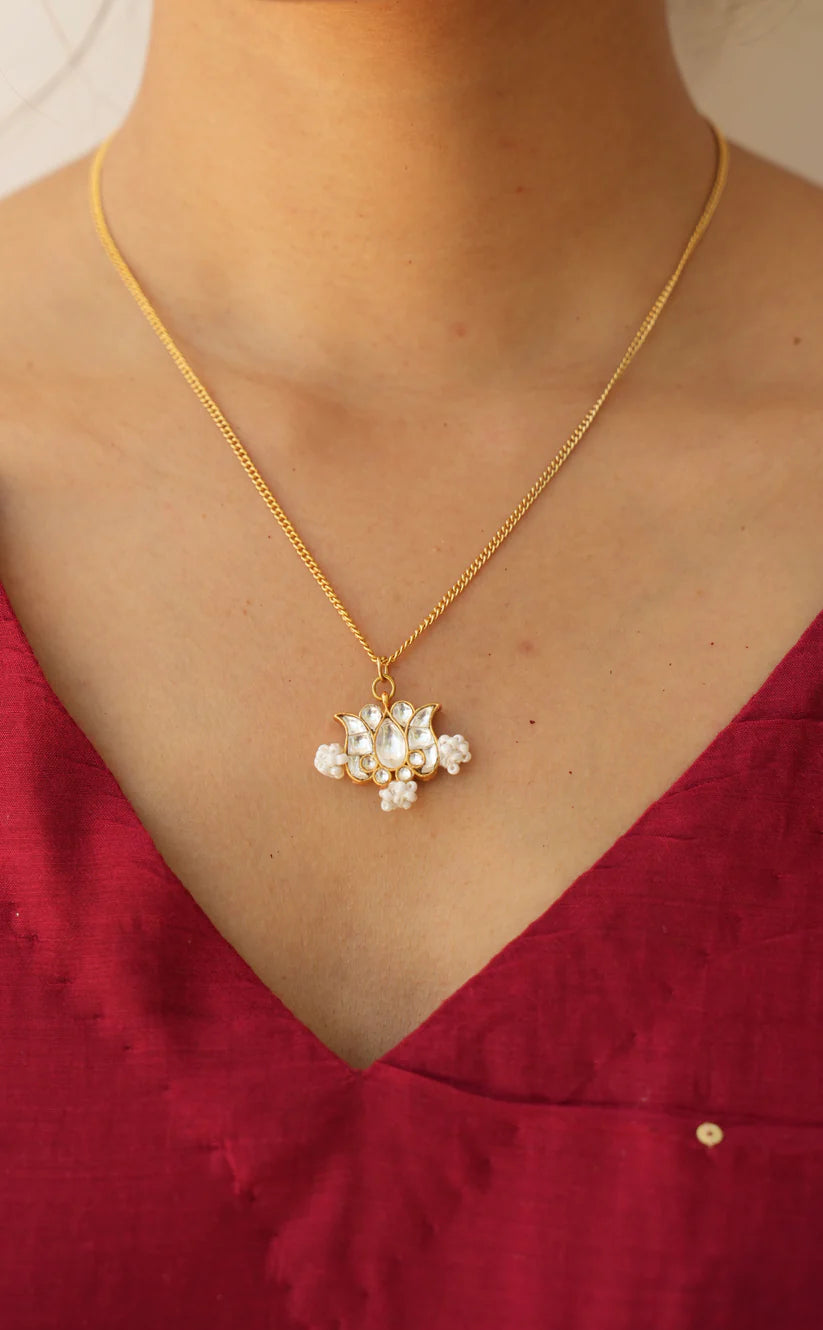 Kundan pendant