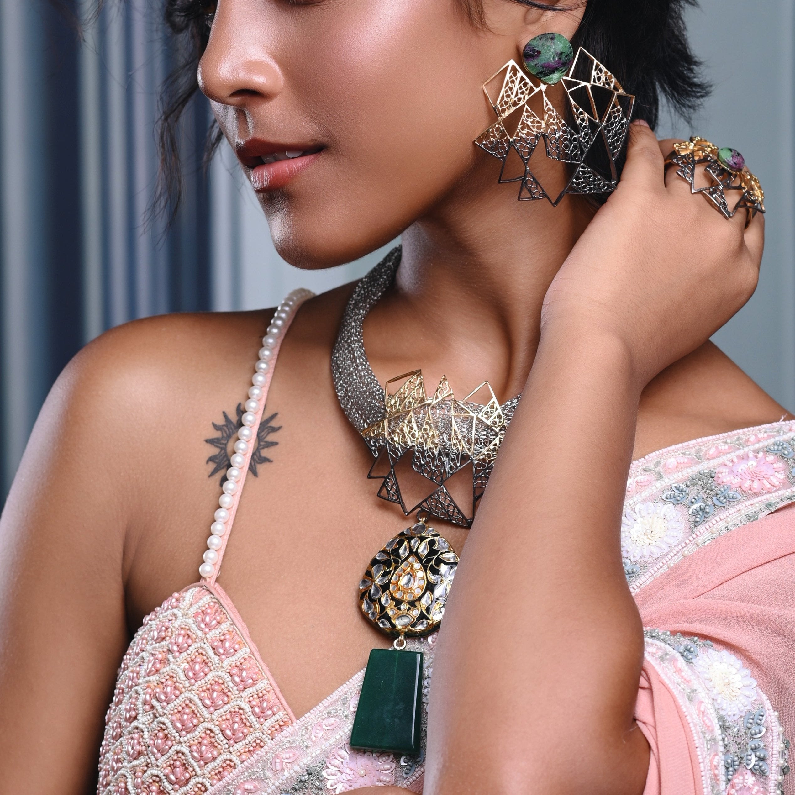 Ravishing royale necklace