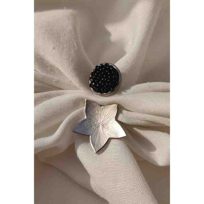 Flower and bud ring