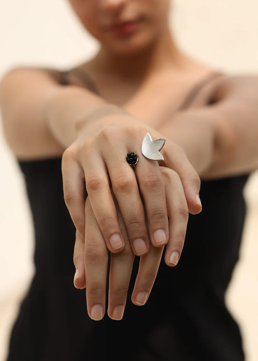 Petal ring
