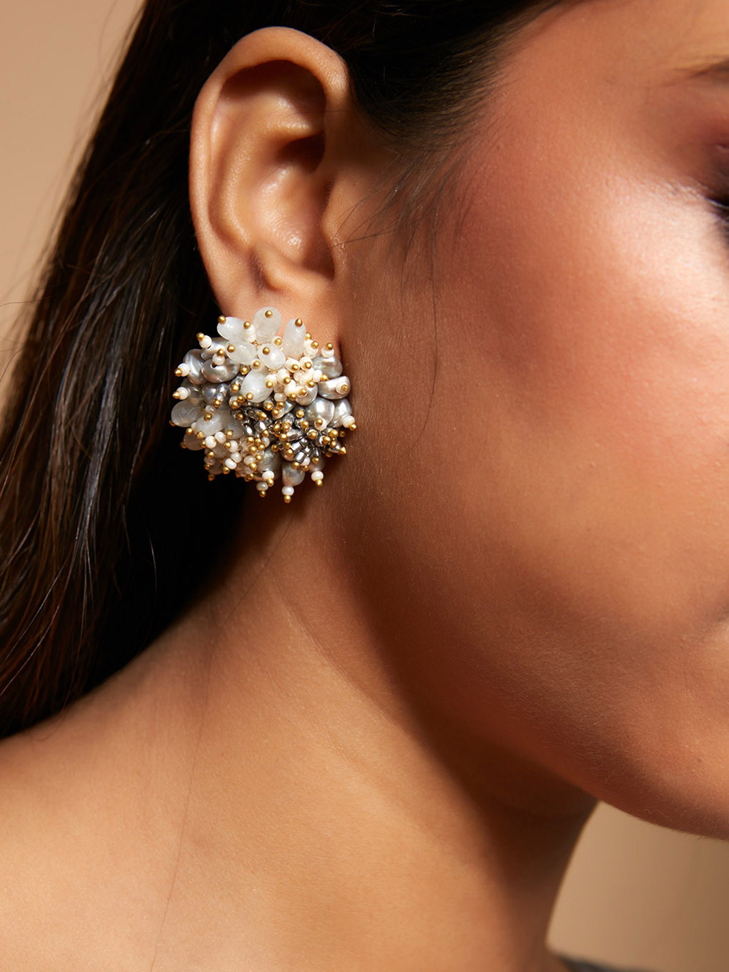Shaded grey earrings with stones and pearls