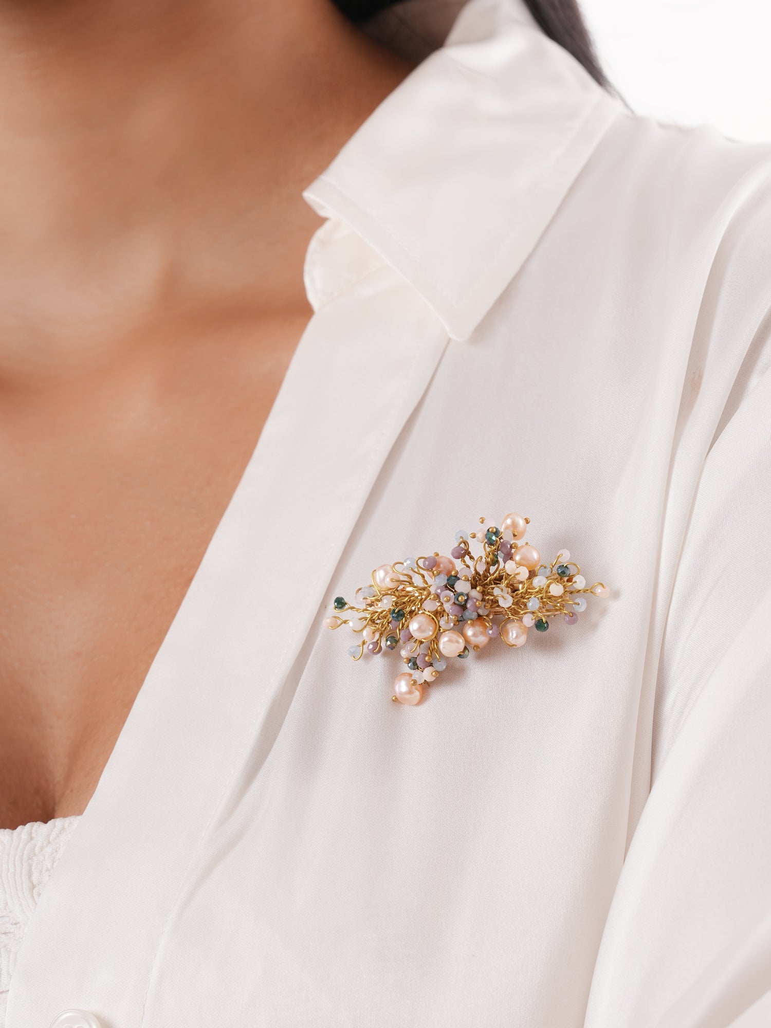 Patola brooch