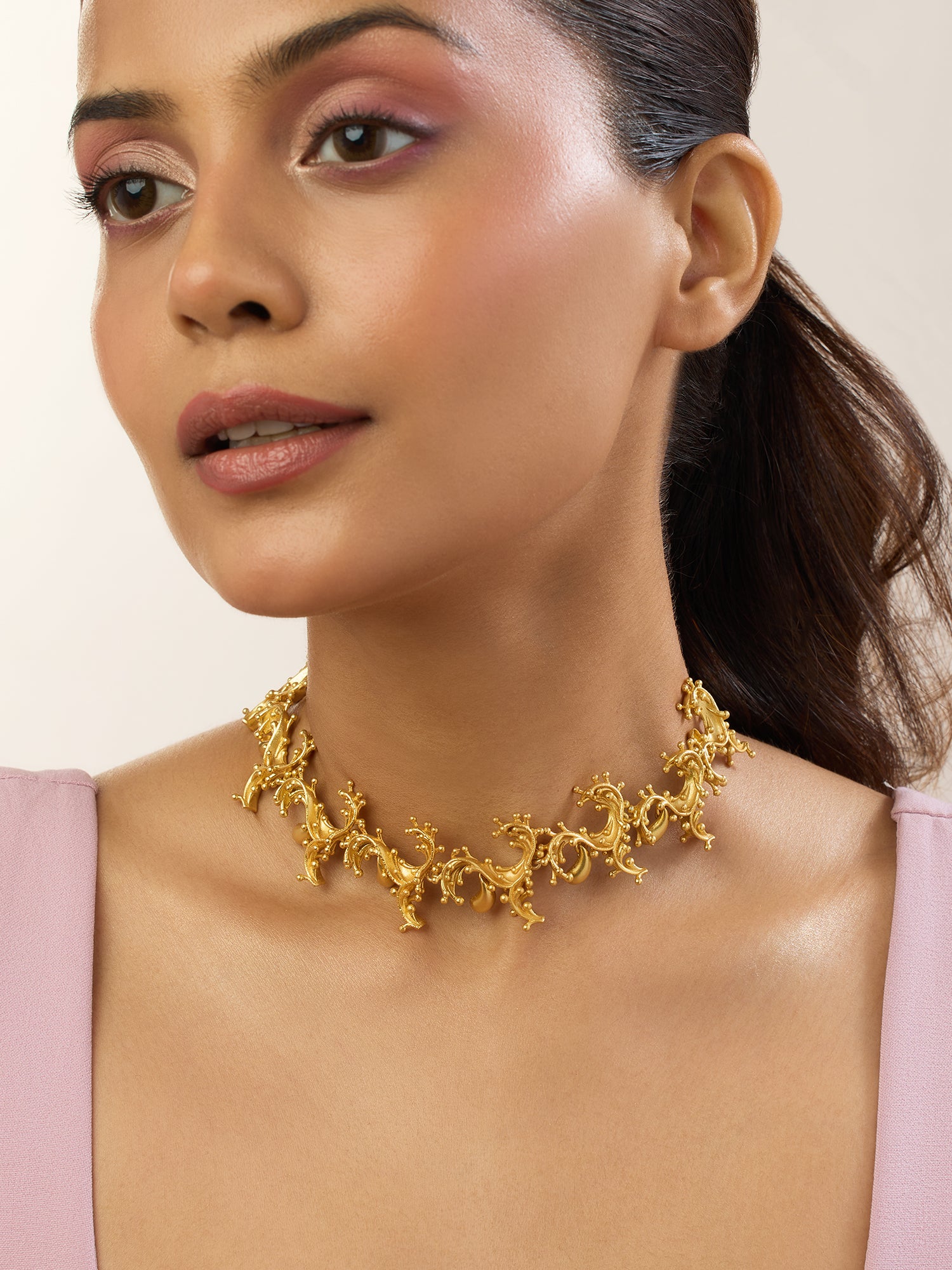 Amour Drop Choker