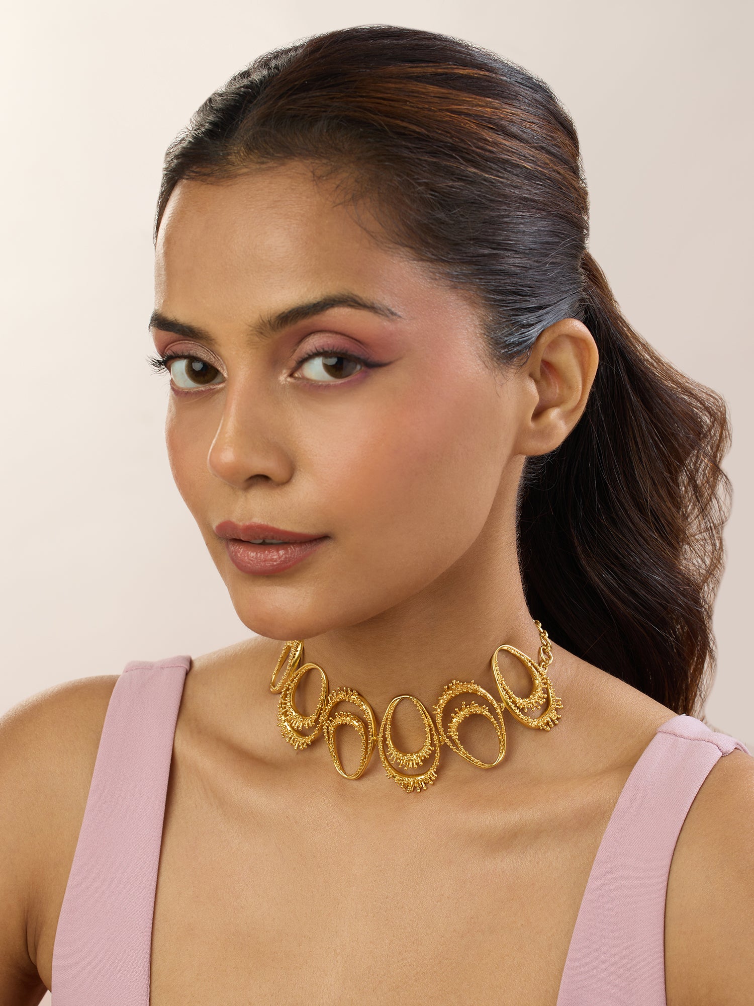 Vine Oval Choker