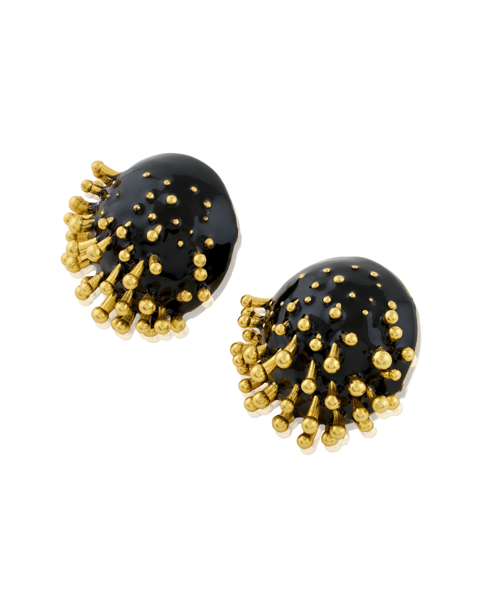 Vine Round Studs (Black)