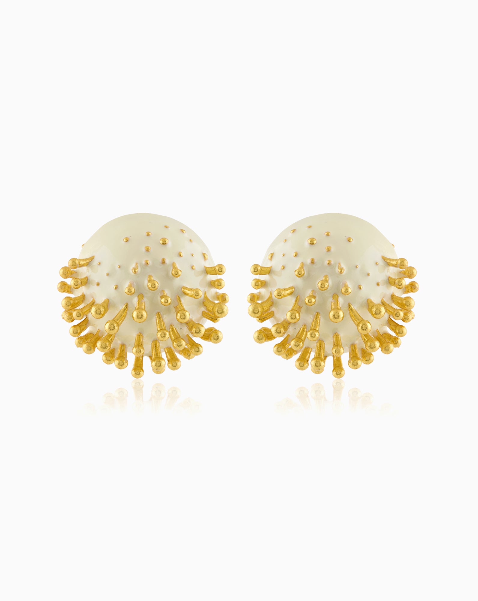 Vine Round Studs (White)