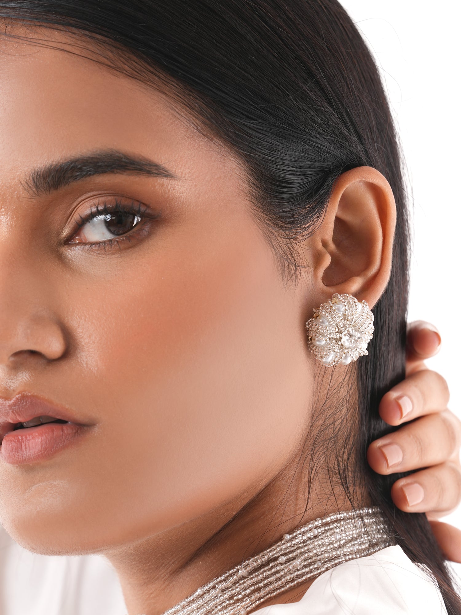 Chandni studs