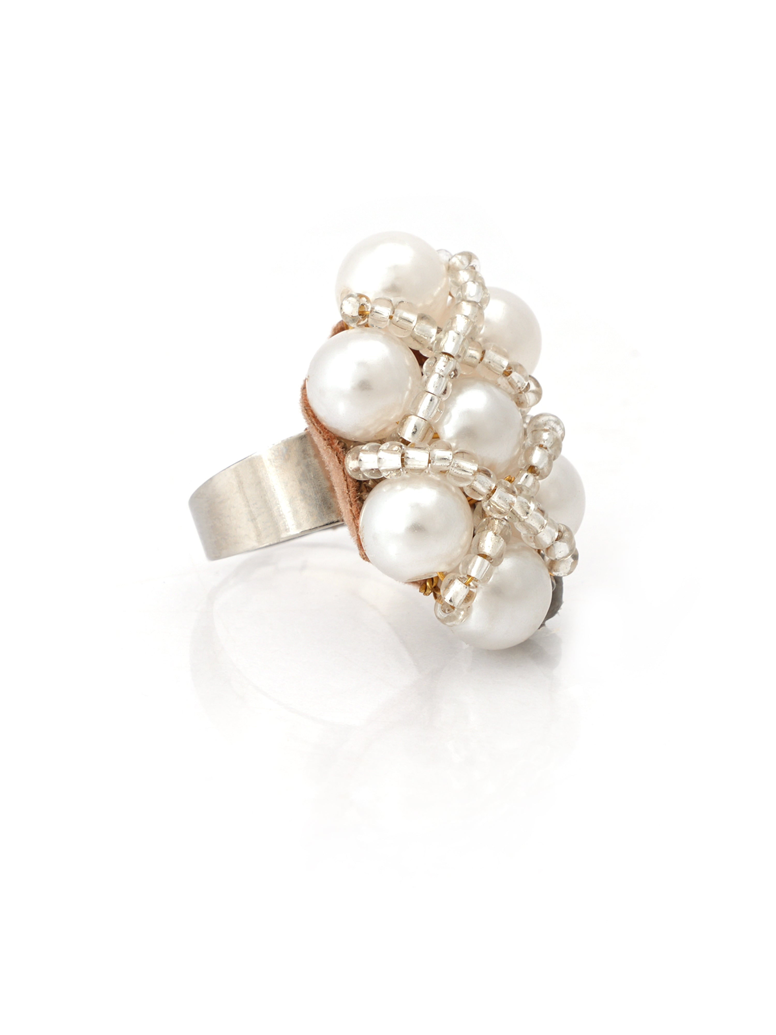 Helmi pearl finger ring white