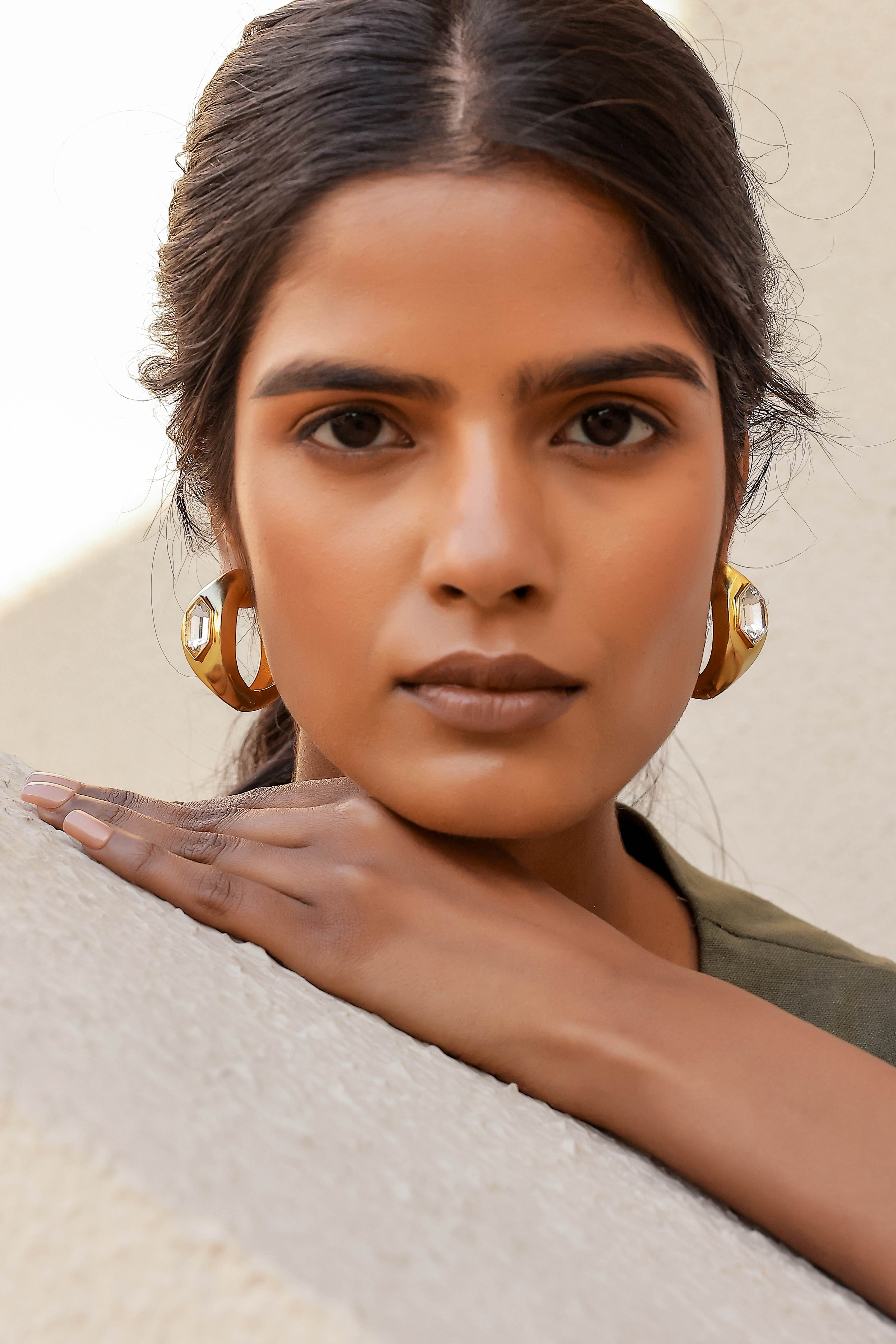 Caro Hoops