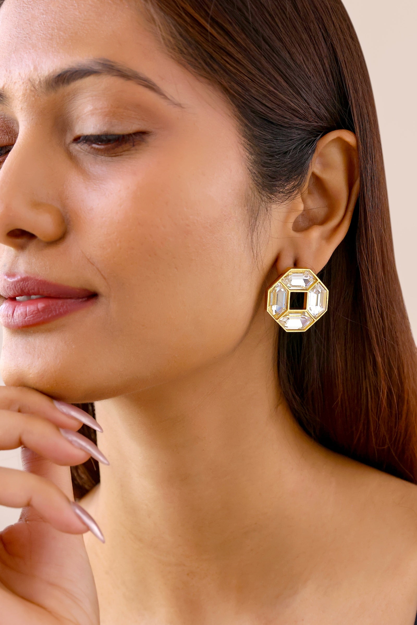 Cavana Mini Studs (Ivory)