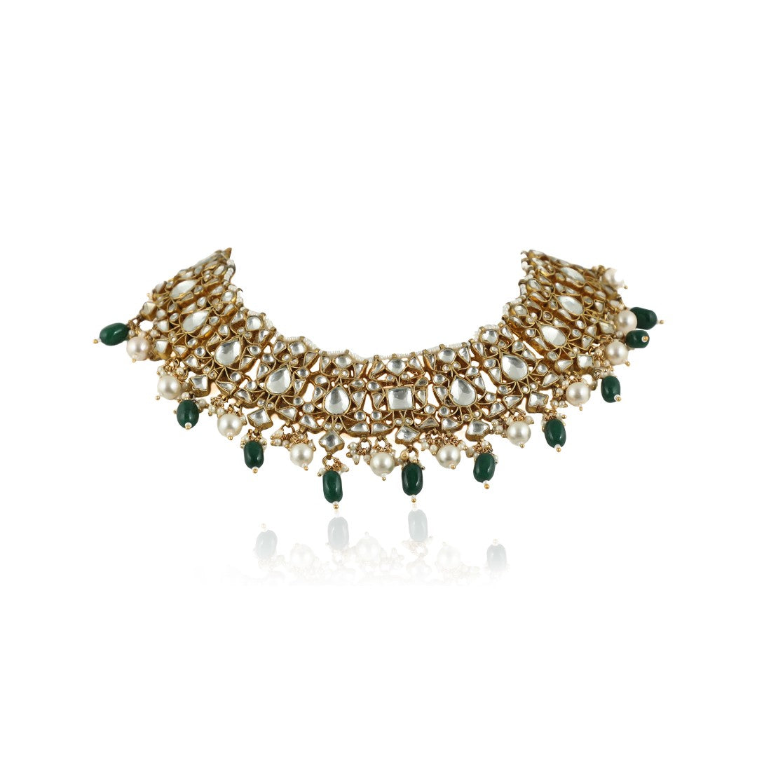 Emerald Green Beads With Pearl Choker Set