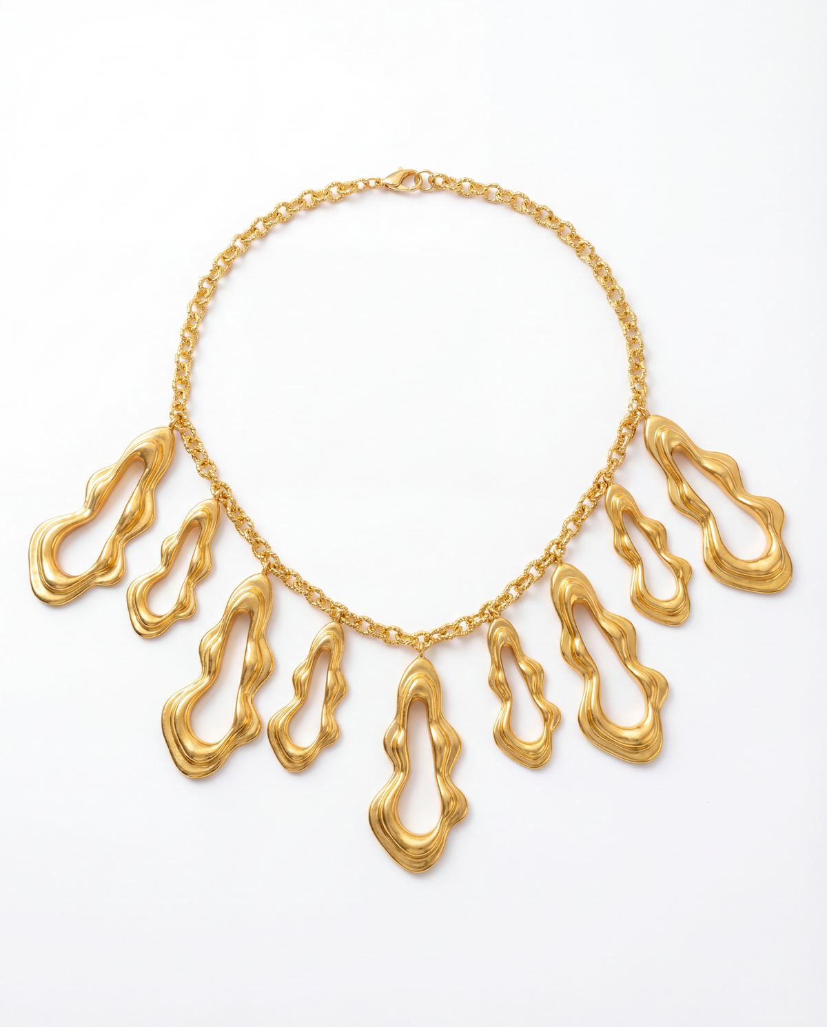 Fluid curve Necklace