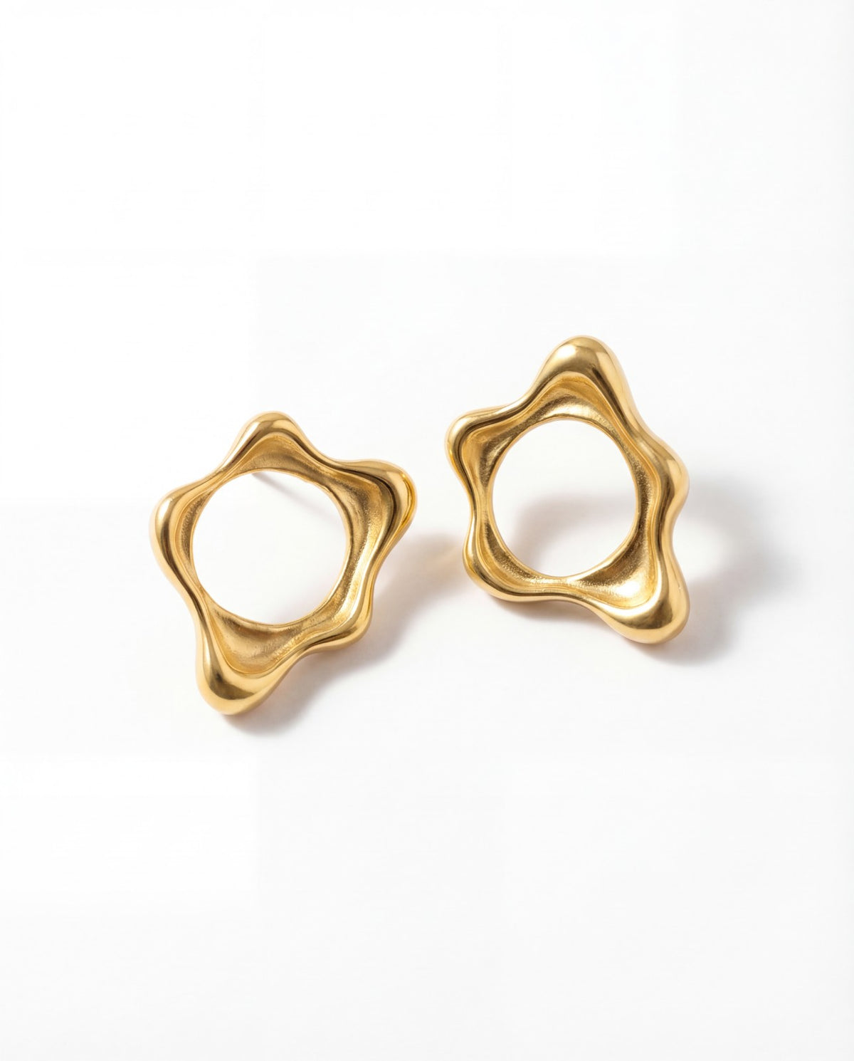 Fluid mini earrings