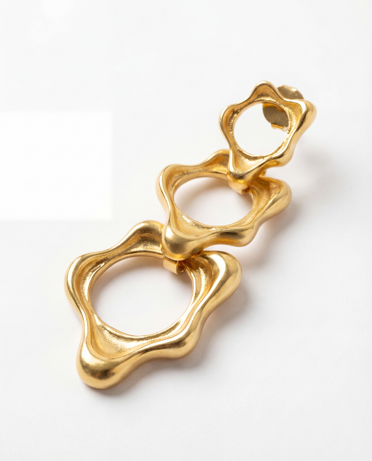 Fluid trio earring