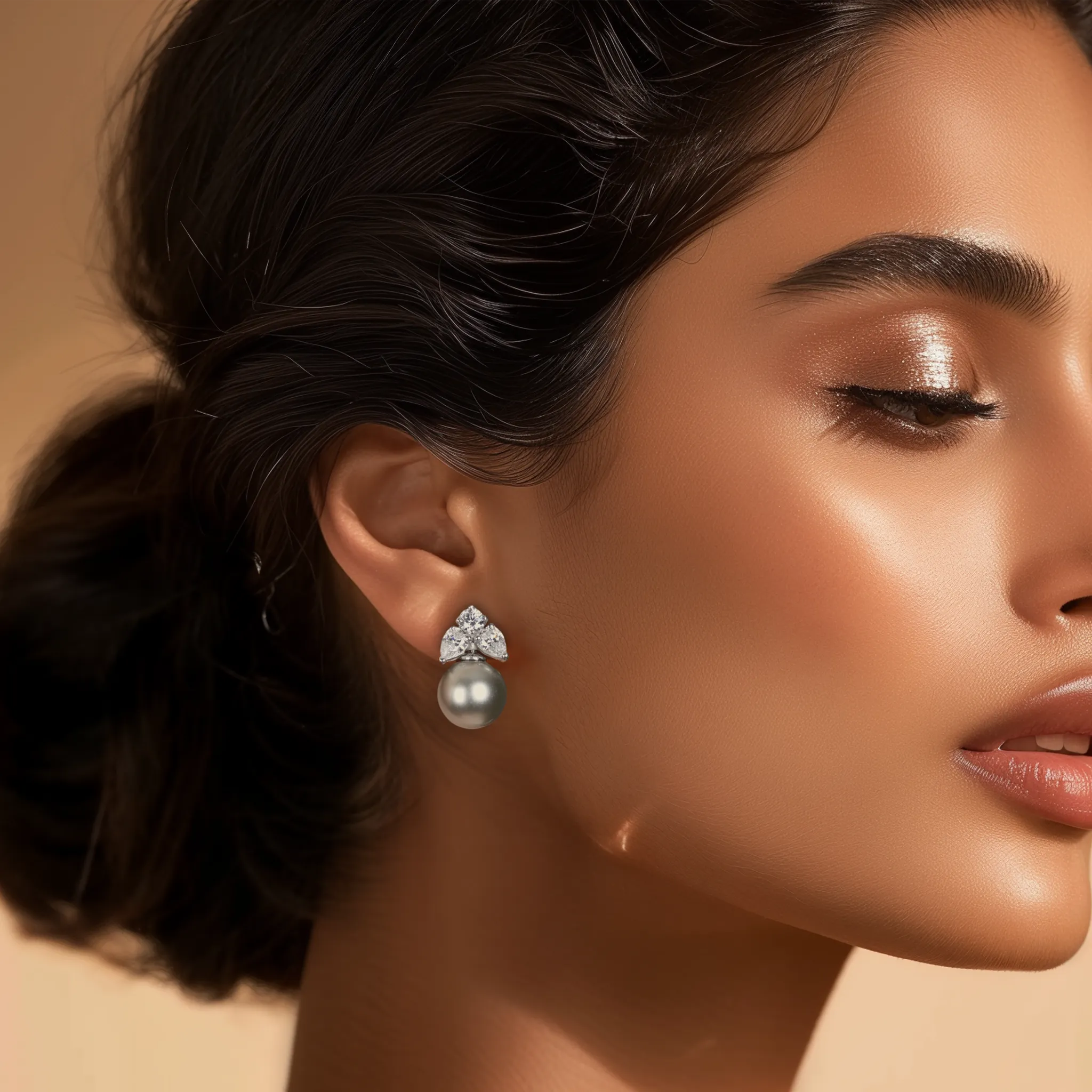 Timeless Pearl Silver Earrings