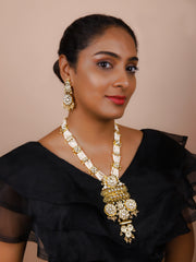 Gold Finish & Kundan Poli Necklace Set