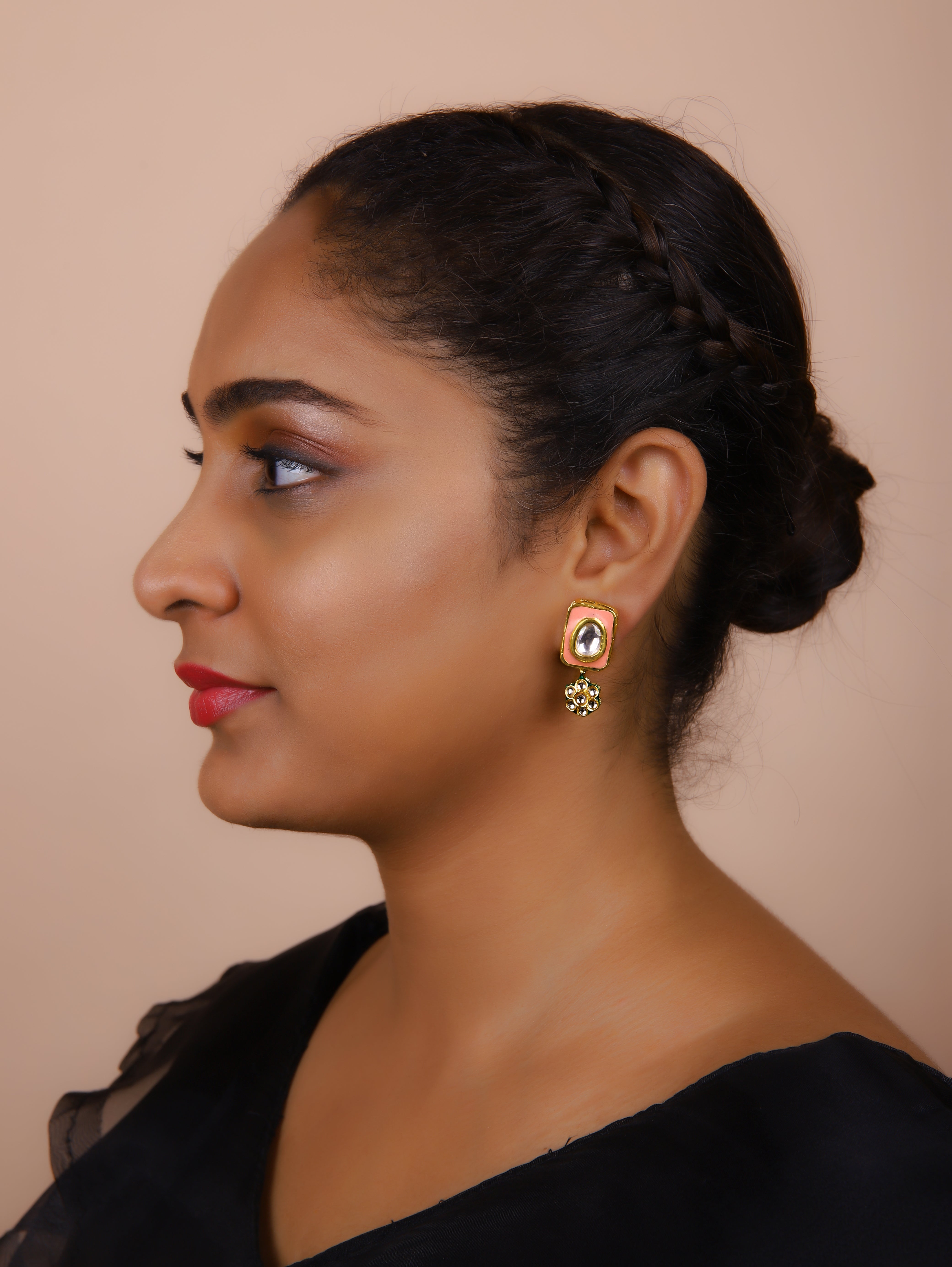 Gold Finish Green Minkari  Chokar Set