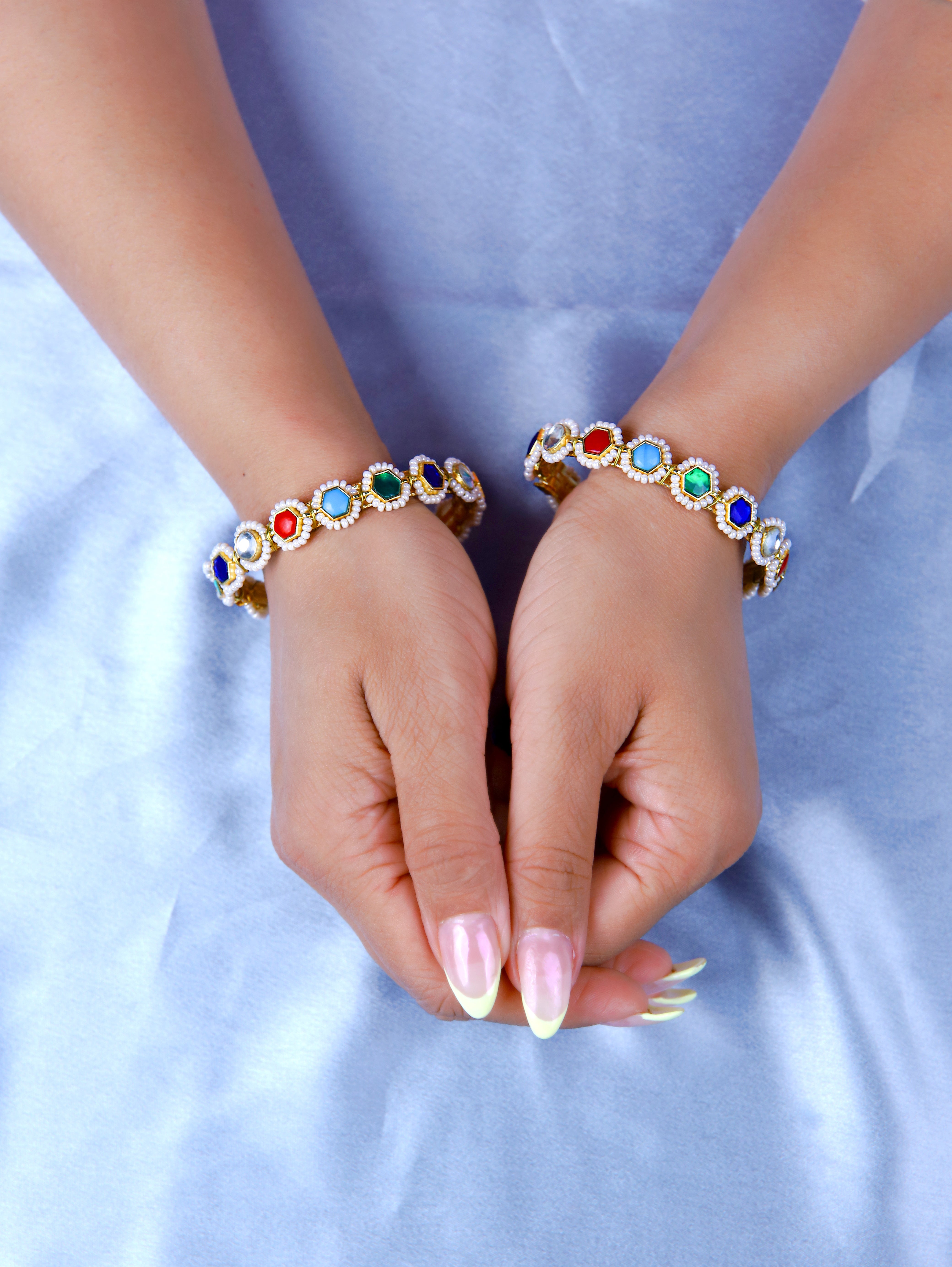 Gold Finish Kundan  Polki & Small Pearl Openabal Bangle 4