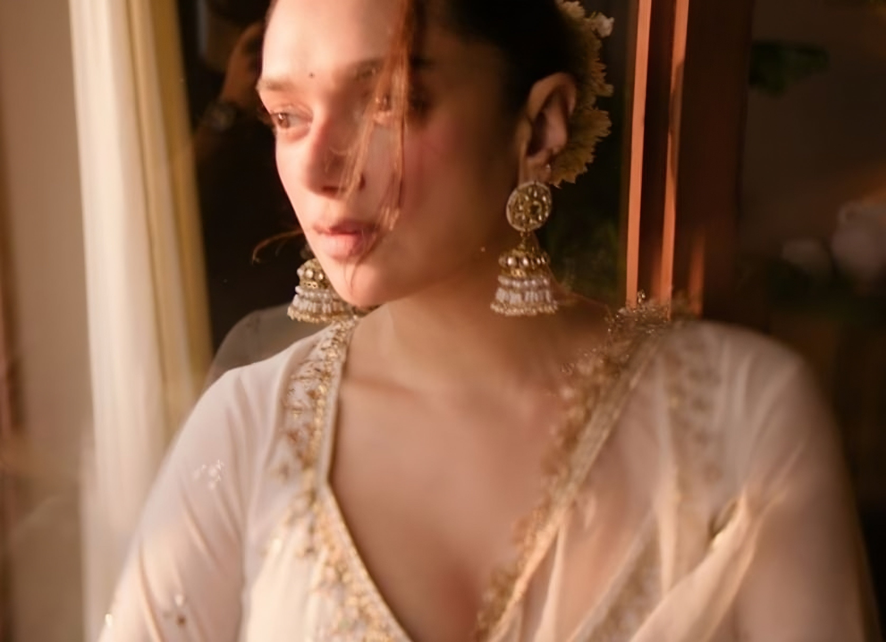 Kundan Gold Finish Jadau Jhumki